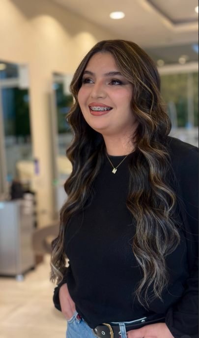 Servicio de coloración y balayage en Joseph Villa Morra